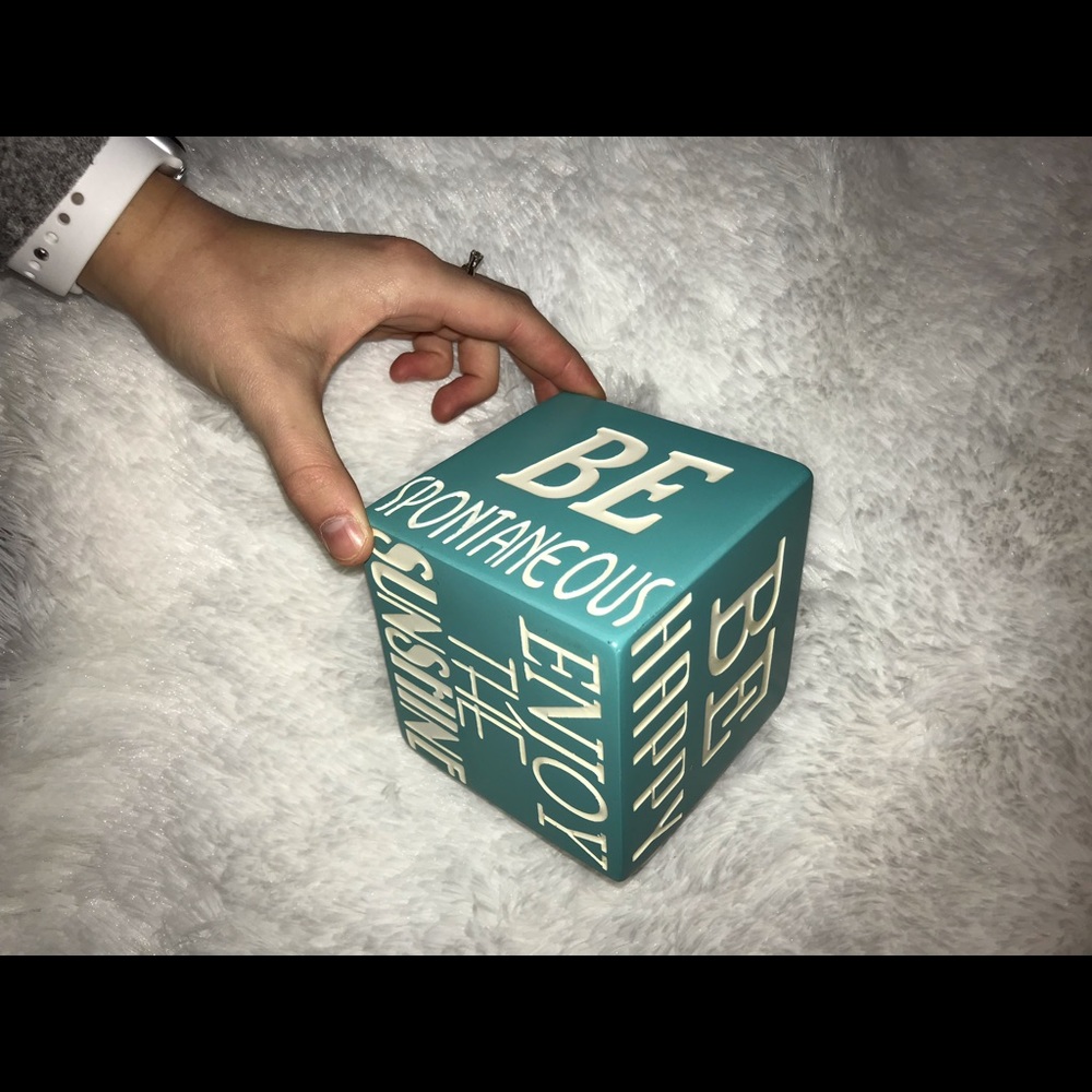 Decorative cube